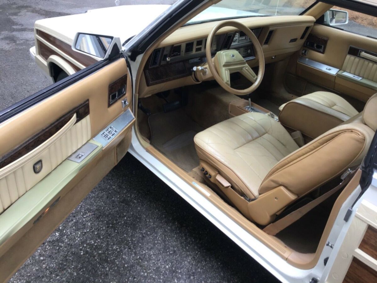 chrysler lebaron town and country convertible