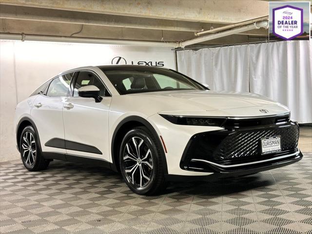 2023 toyota crown limited