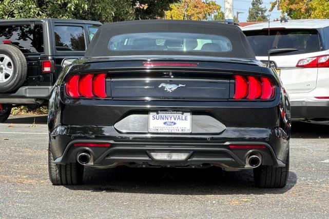 2023 ford mustang ecoboost premium