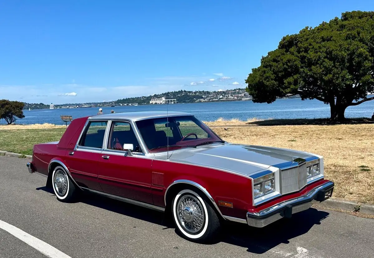 lowest mile example in usa, rare two tone paint