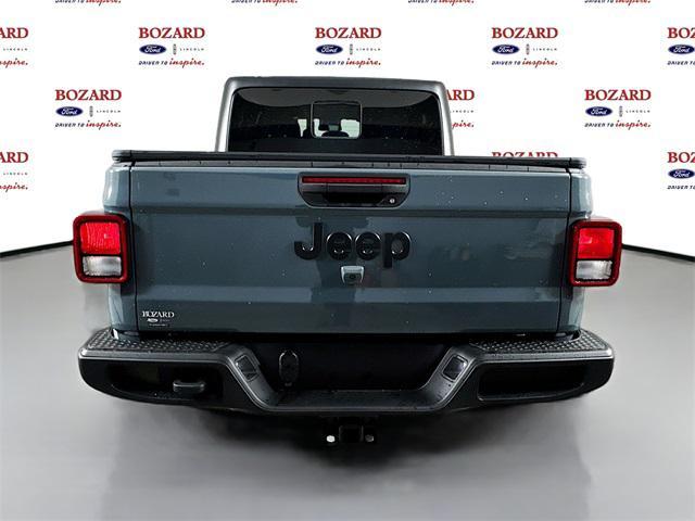 2024 jeep gladiator sport s