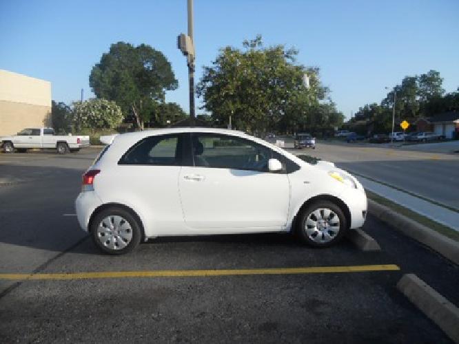 obo 2010 toyota yaris gt with 42,000 miles>>gas saver 42mpg in houston, tx