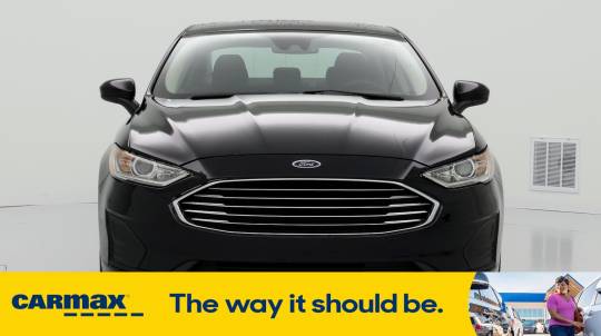 2020 ford fusion se fwd