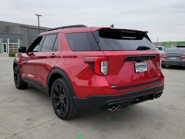 2021 ford explorer st