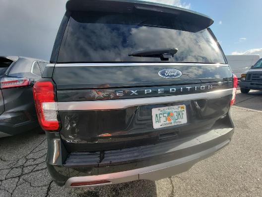 2023 ford expedition xlt max