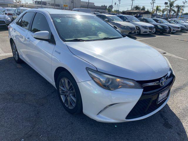 2015 toyota camry hybrid se