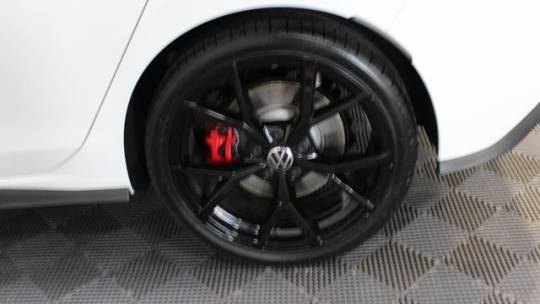 2024 Volkswagen Golf GTI