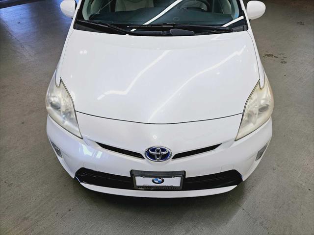 2012 toyota prius two