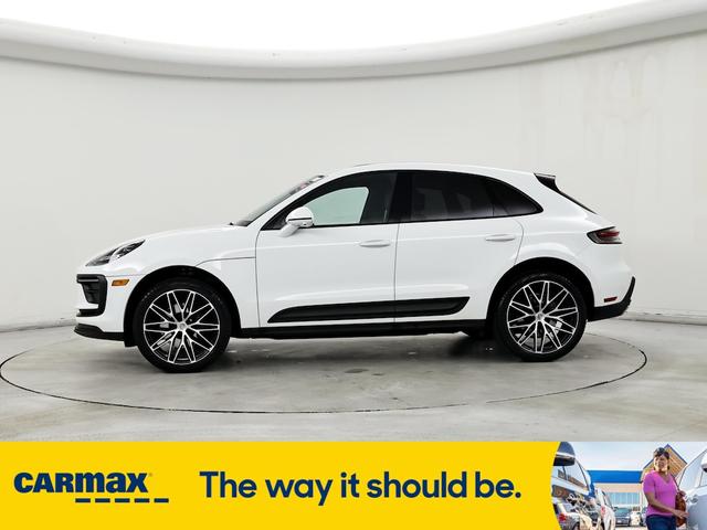 2022 porsche macan