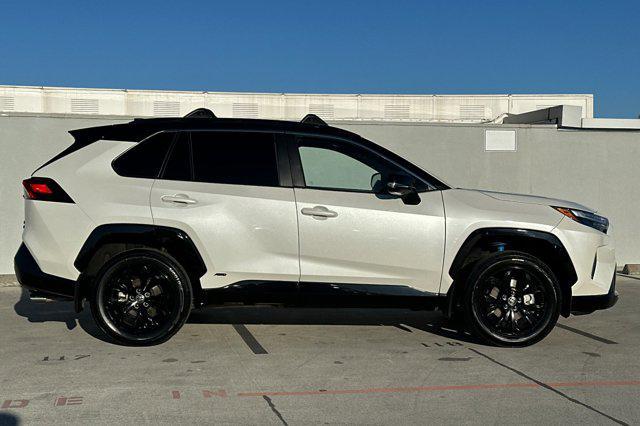 2022 toyota rav4 hybrid se
