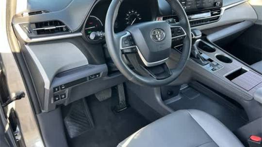 2023 Toyota Sienna