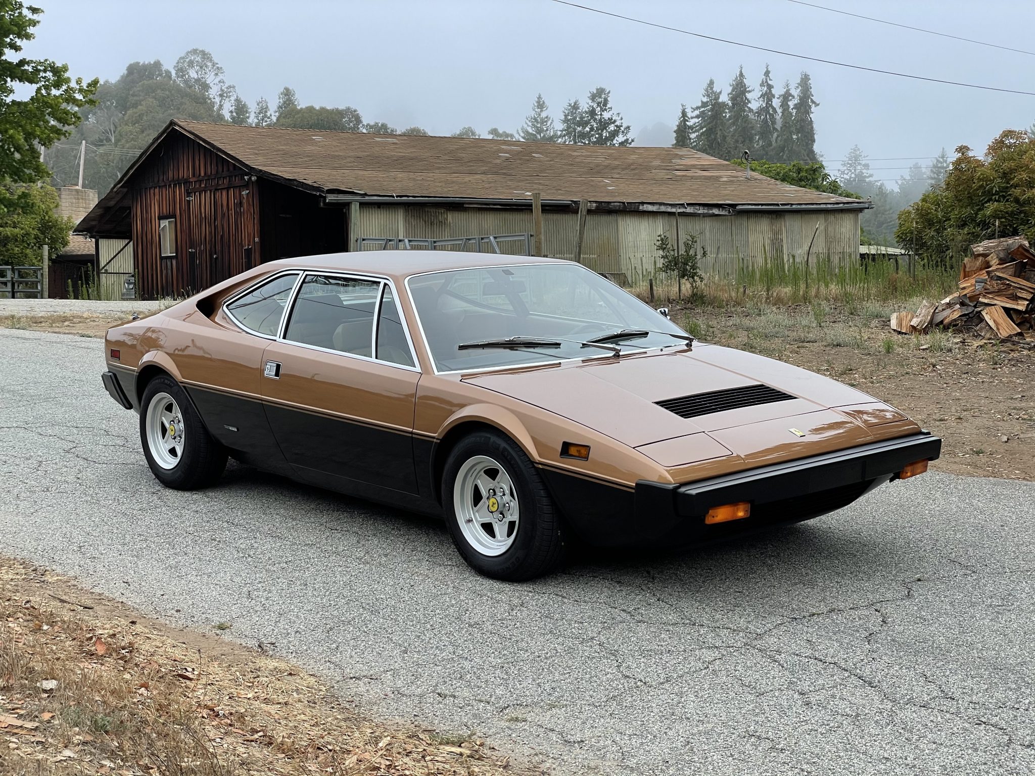 1975 ferrari 308 gt4