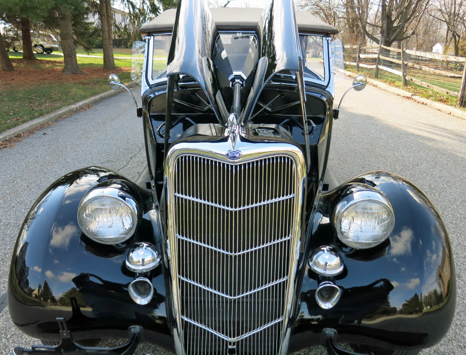 ford deluxe phaeton