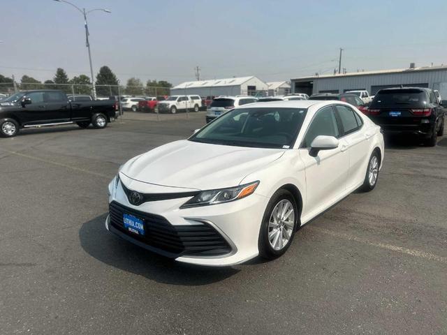 2023 toyota camry le
