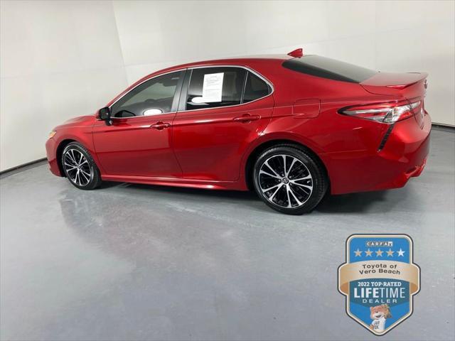 2019 toyota camry se