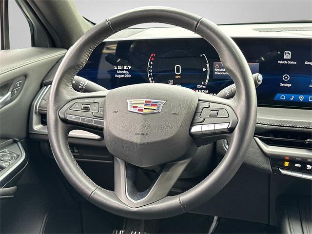 2024 cadillac xt4 premium luxury