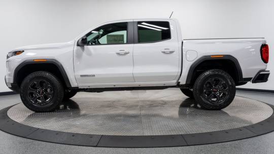 2024 GMC Canyon