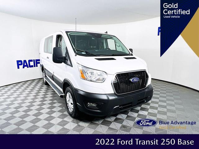 2022 ford transit-250 base
