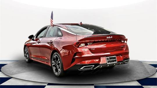 2022 kia k5 gt-line