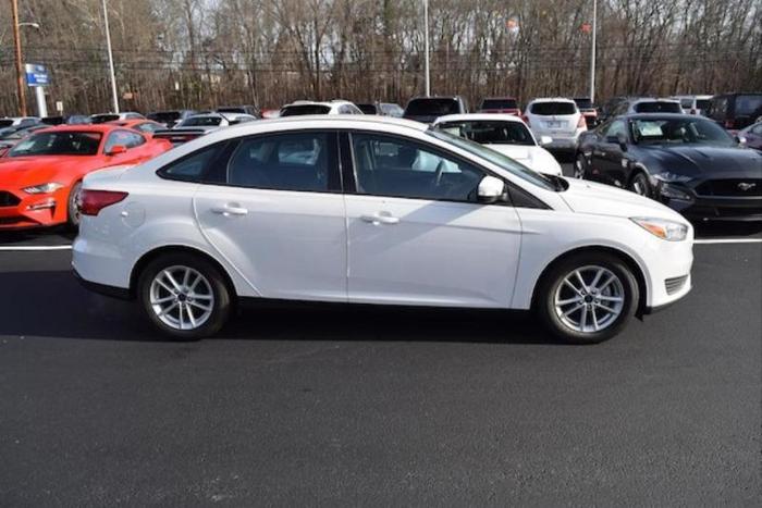 2015 ford focus se se 4dr sedan for sale in east greenwich, rhode island