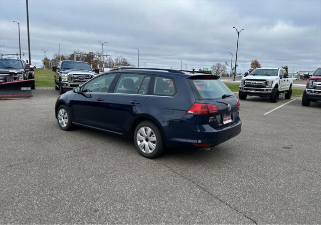 2015 volkswagen golf sportwagen tdi s 4-door