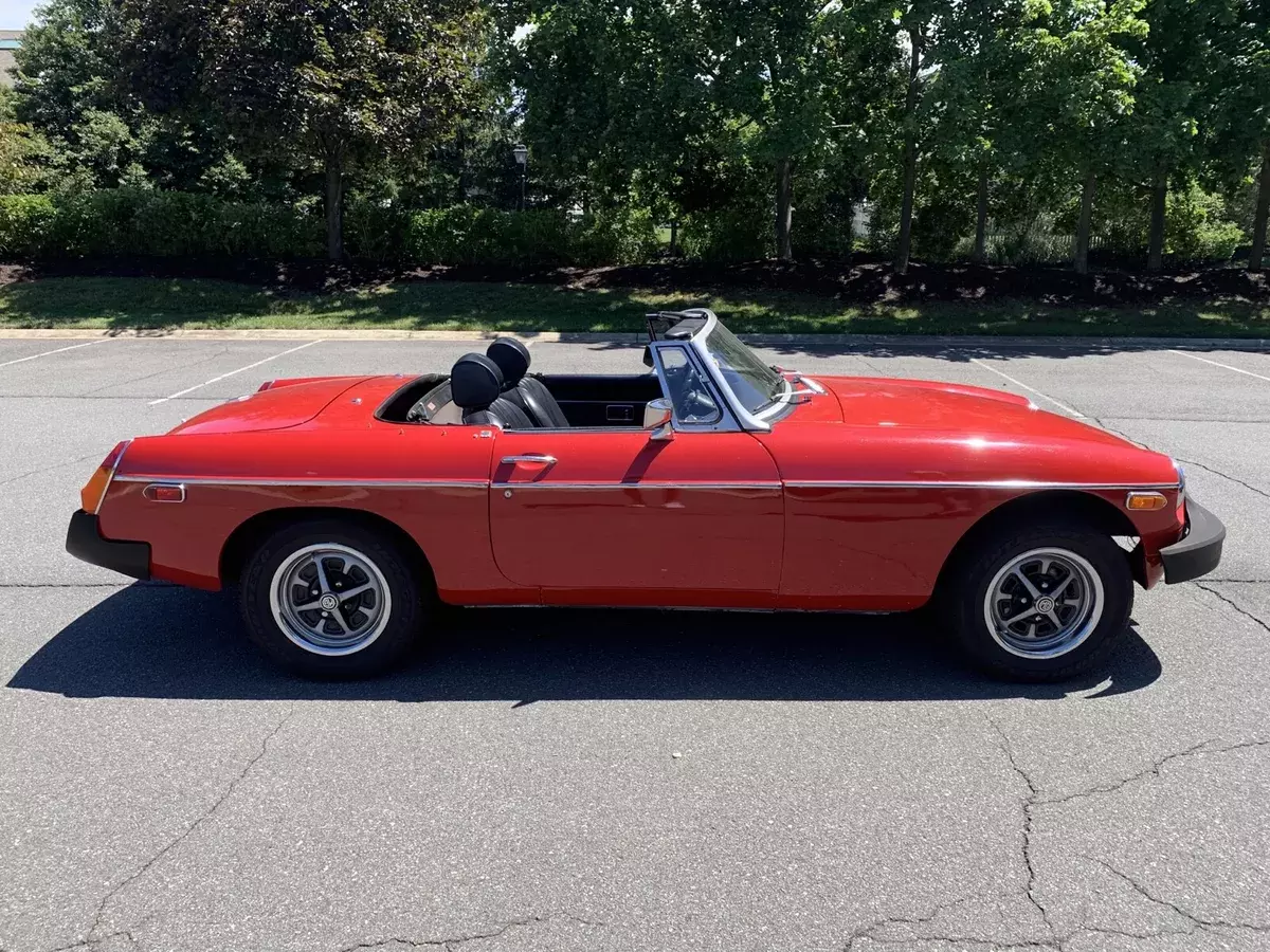 1978 mg mgb convertible red base