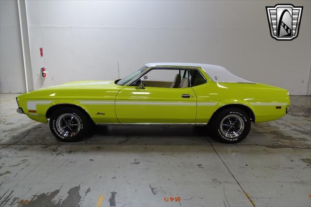 1972 ford mustang base