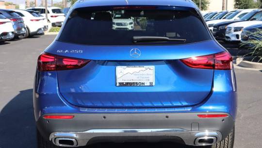 2025 Mercedes-Benz GLA
