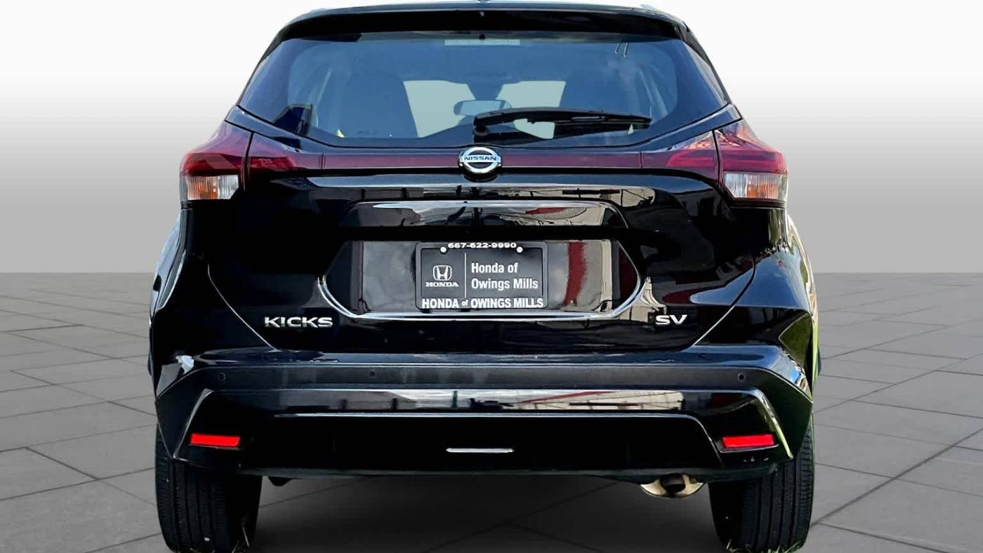 2021 nissan kicks sv