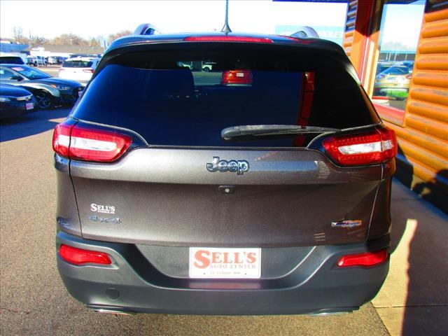 2016 jeep cherokee latitude