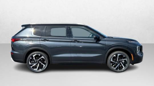 2024 Mitsubishi Outlander