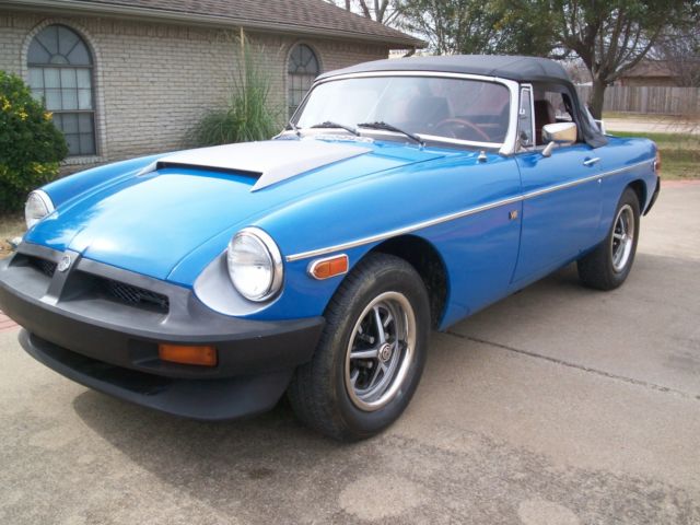 1977 mgb aluminum olds v8 215 4bbl t5 5 speed headers sedate powerful mgc mgbgt