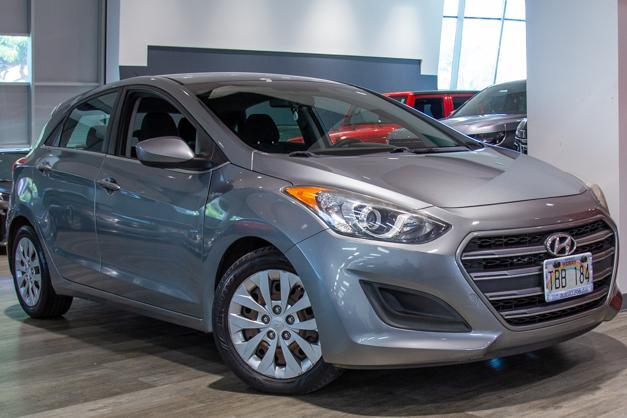 2017 hyundai elantra gt base