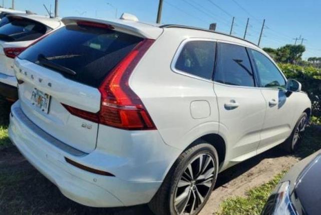 2022 volvo xc60 b5 momentum