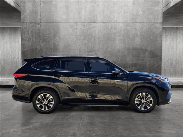 2021 toyota highlander hybrid xle