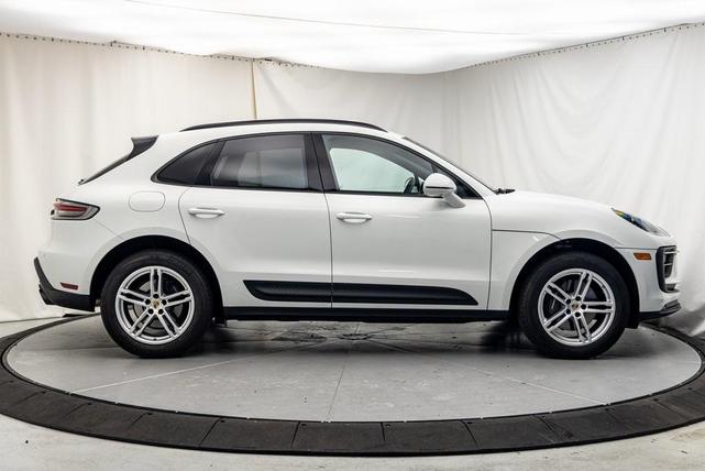 2024 porsche macan base