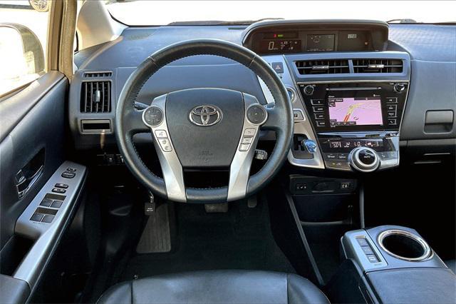 2016 toyota prius v four