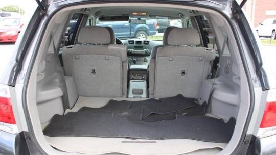 2011 toyota highlander base