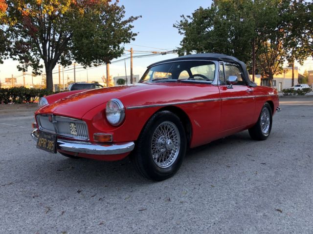 1968 mg mgb roadster 4spd, family owned since new former show car