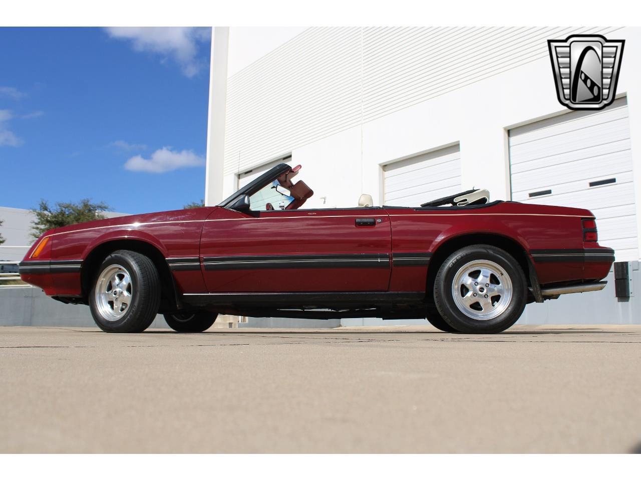 1983 ford mustang