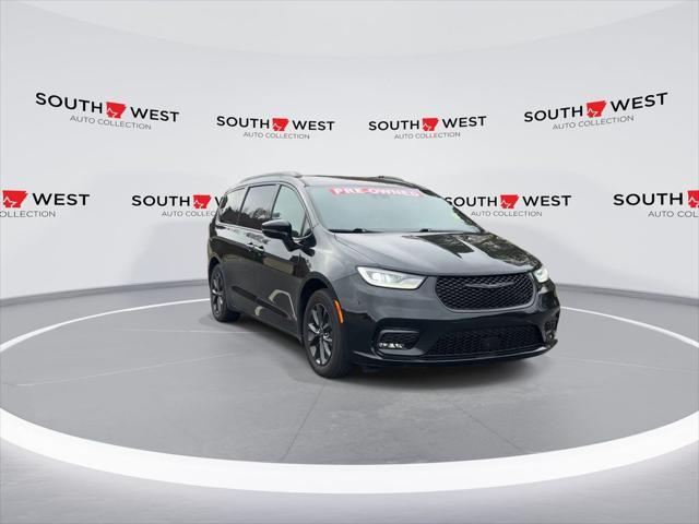 2021 chrysler pacifica touring l
