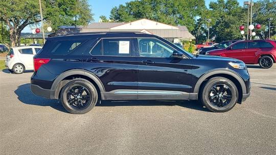 2023 ford explorer xlt 4wd