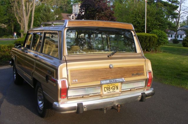 1989 jeep grand wagoneer 95k miles classic american 4x4 excellent condition