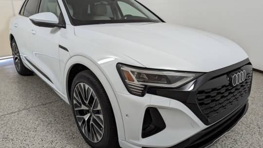 2024 Audi Q8 e-tron