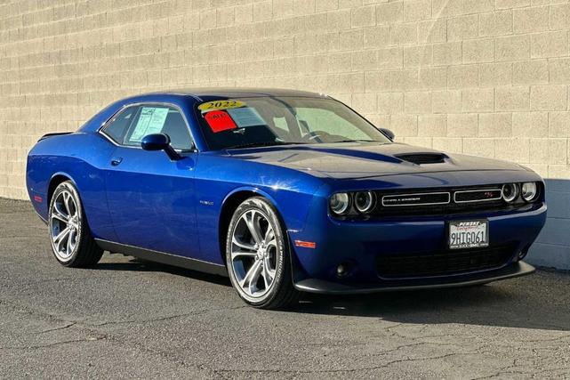 2022 dodge challenger r/t