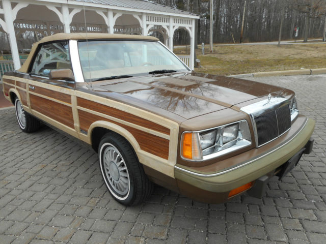1986 chrysler town & country mark cross convertible - 27,000 miles - extra clean