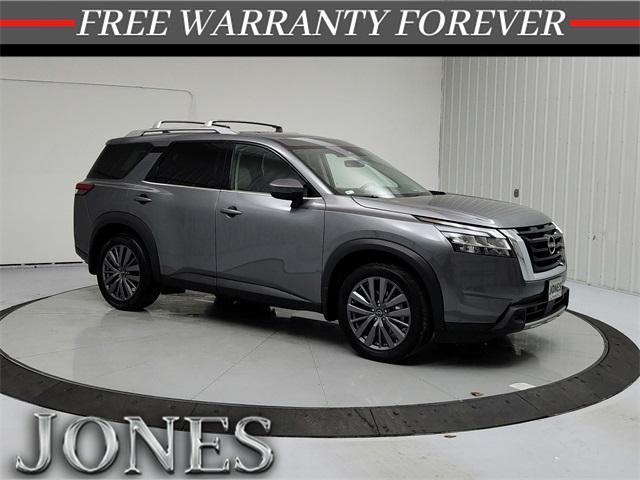 2023 nissan pathfinder sl