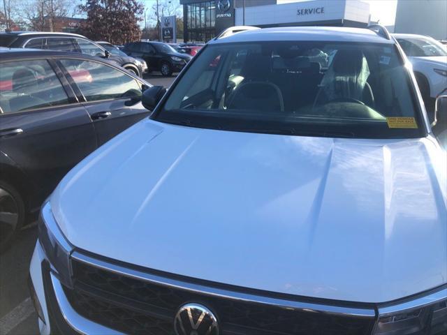 2022 volkswagen taos 1.5t s