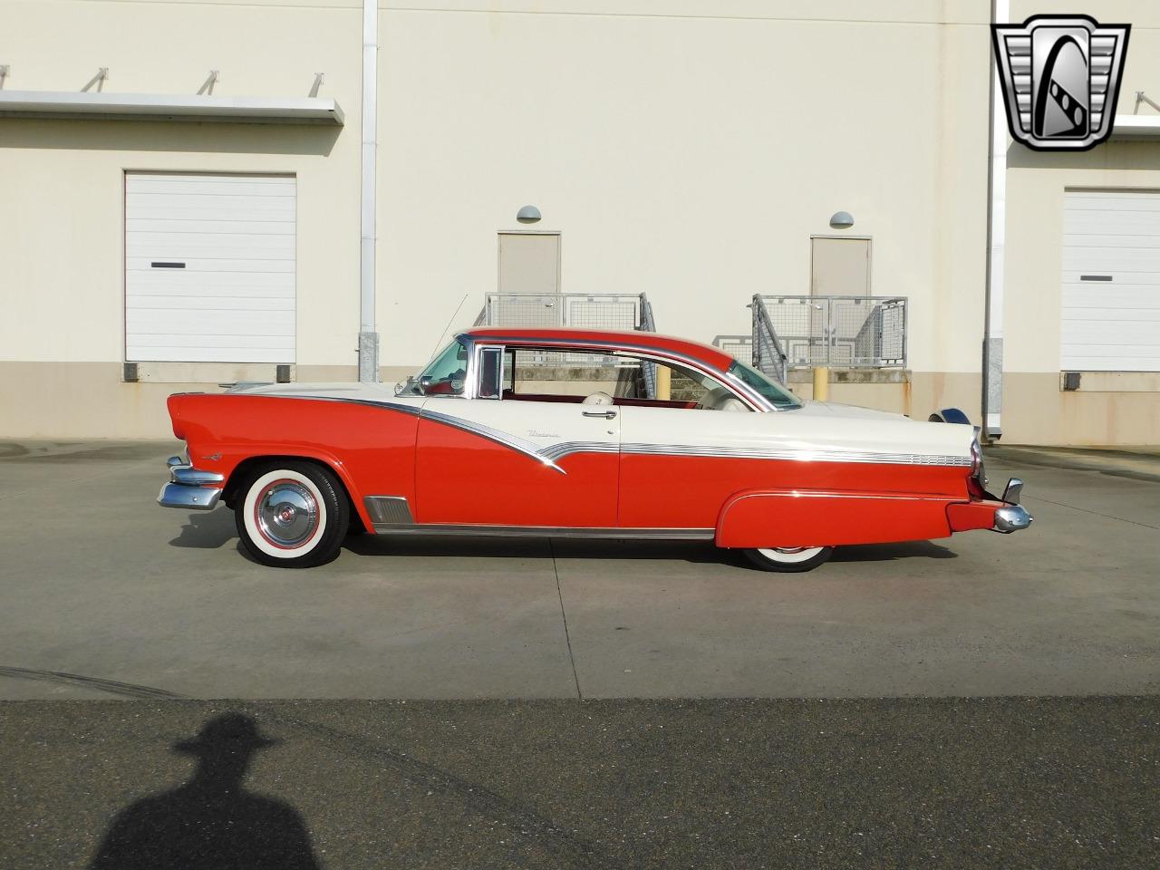 1956 ford fairlane