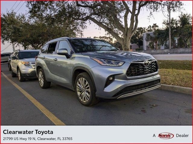 2022 toyota highlander platinum